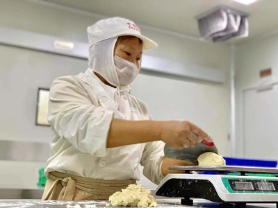 視頻 | 敘永公務員辭職當蛋糕店學徒 如今酥點賣到浙江新疆、企業產值500萬元